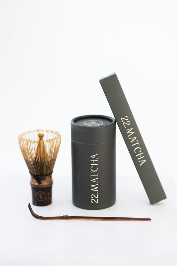 matcha klopper en lepel